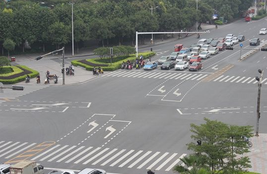 長沙租車提醒新交規實施后如何規范轉彎，避免被扣分
